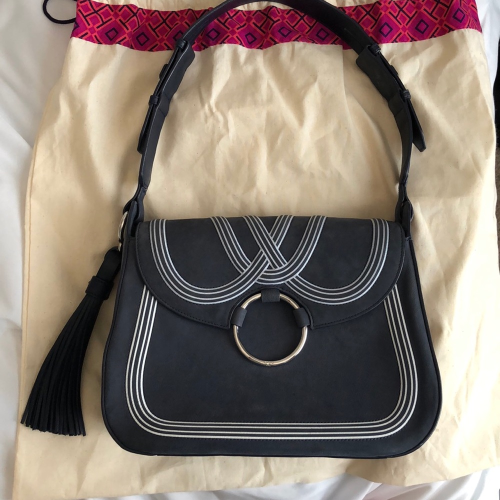 Beautiful Navy Soft Leather Tory Burch Purse